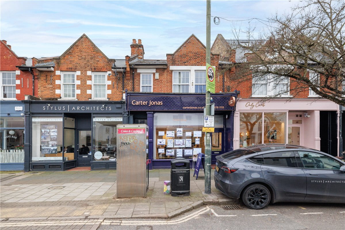 1 bedroom flat, White Hart Lane, London SW13