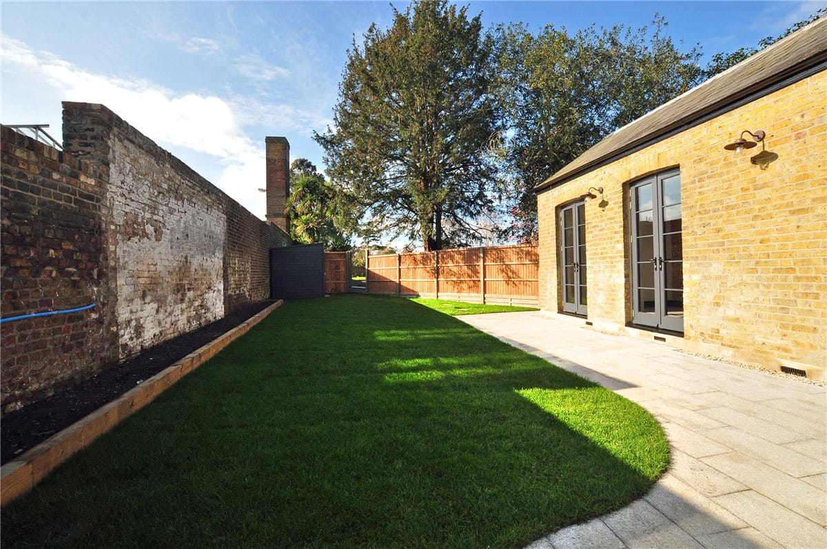  , Kew Green, Richmond TW9 - Let Agreed