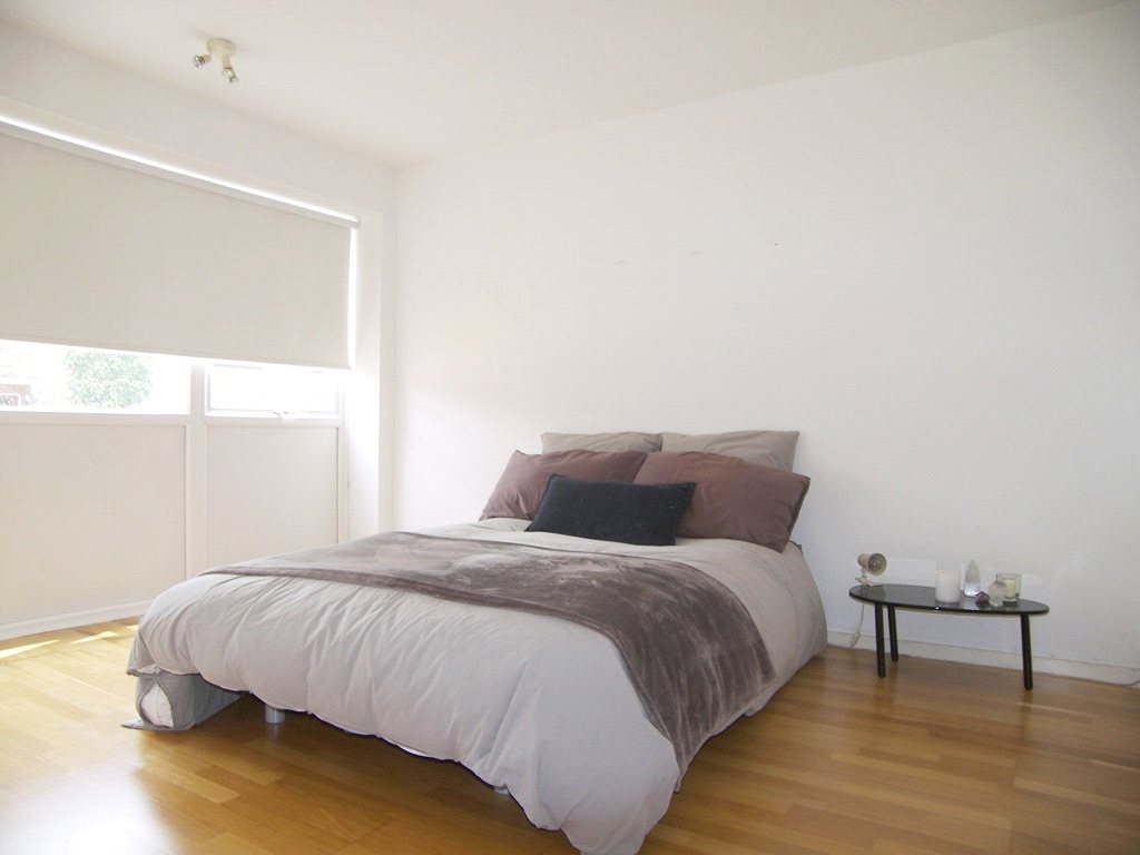 2 bedroom maisonette, Simpson Road, Richmond TW10 - Let Agreed