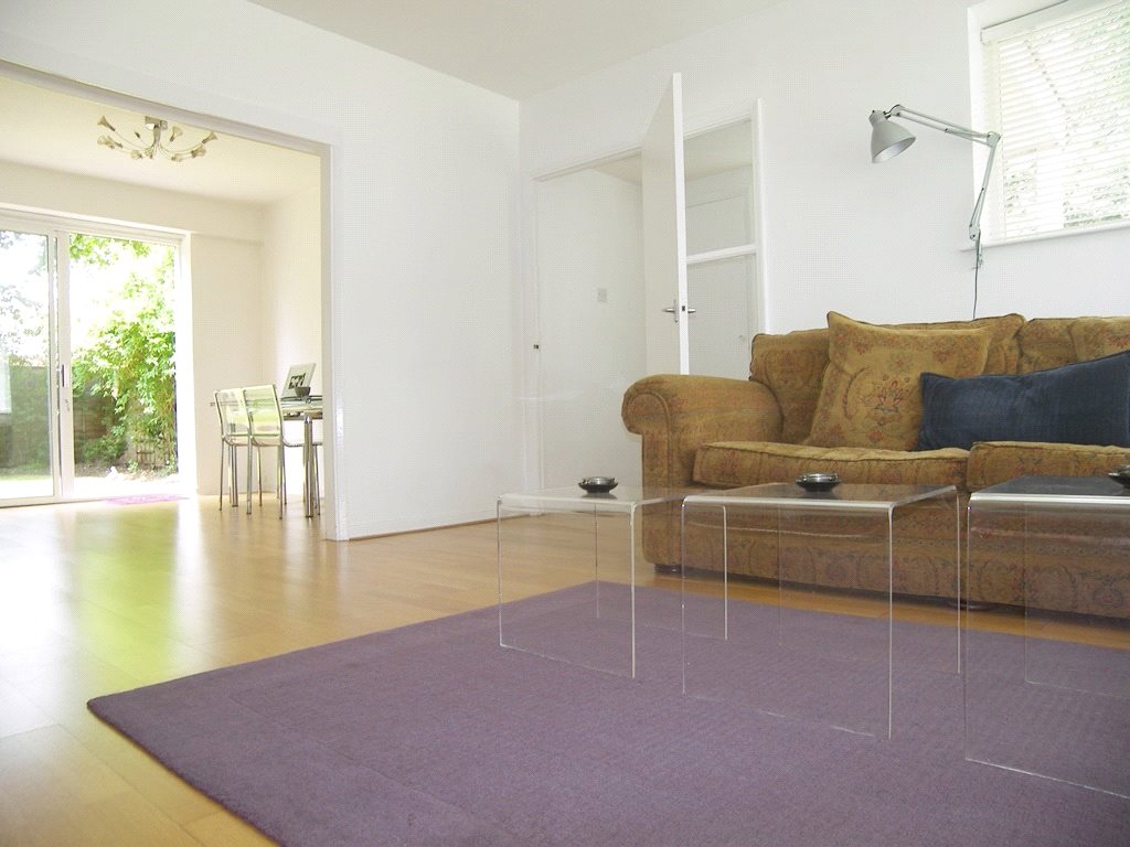 2 bedroom maisonette, Simpson Road, Richmond TW10 - Let Agreed
