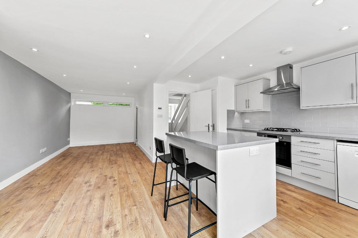 5 bedroom house, Perryfield Way, Richmond TW10 - Let Agreed