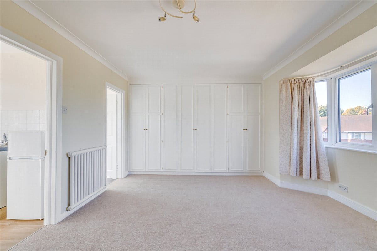 1 bedroom , St. Leonards Road, London SW14 - Let Agreed