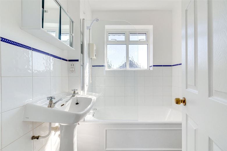 1 bedroom , St. Leonards Road, London SW14 - Let Agreed