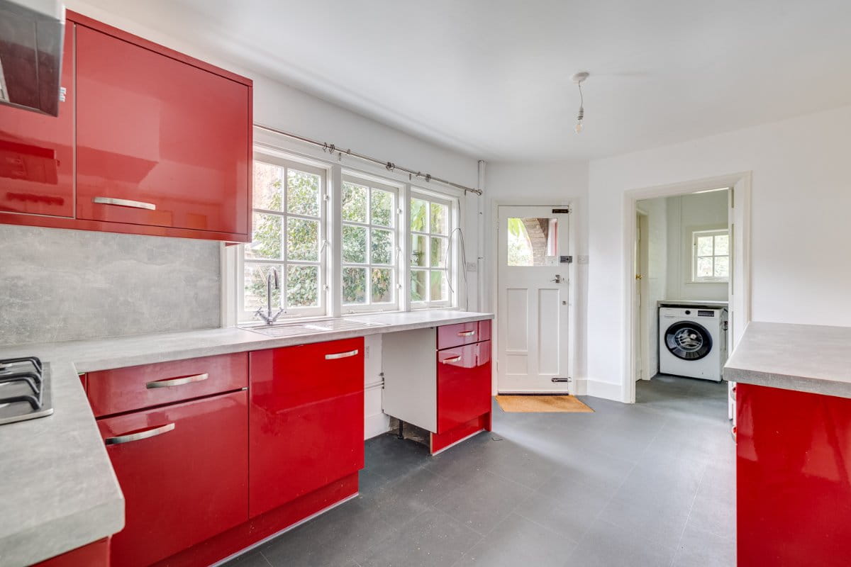  bedroom house, Kew Green, Richmond TW9 - Available