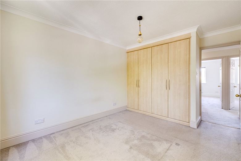 3 bedroom house, Lower Grove Road, Richmond TW10 - Let Agreed