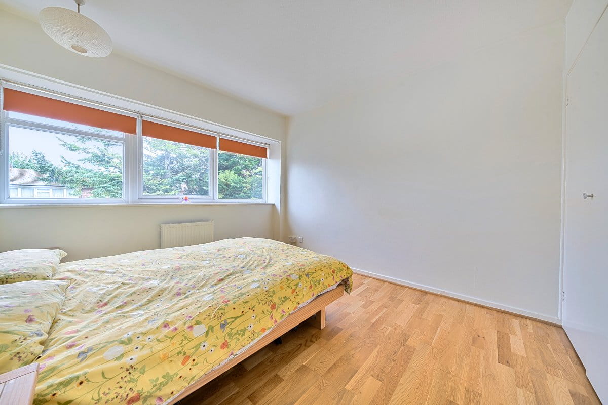 2 bedroom maisonette, Watermill Close, Richmond TW10 - Let Agreed