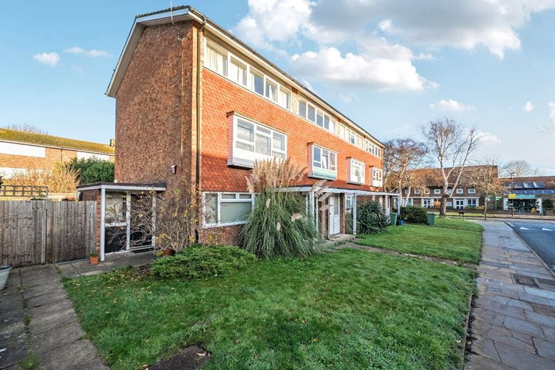 2 bedroom maisonette, Simpson Road, Richmond TW10 - Let Agreed