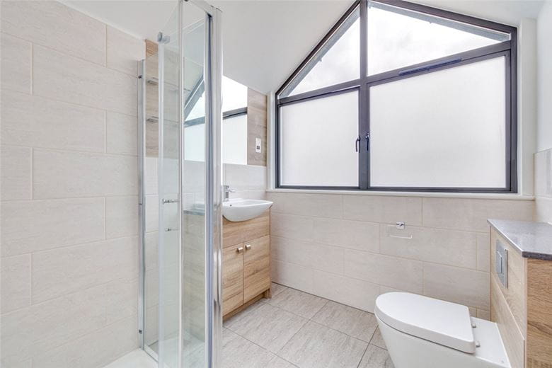 3 bedroom house, Harlow Gardens, Kingston upon Thames KT1 - Under Offer