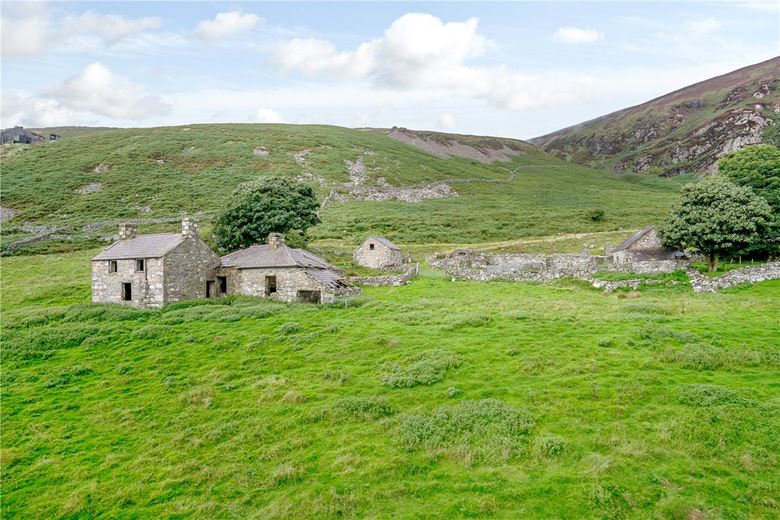 329 acres House, Llithfaen, Pwllheli LL53 - Available
