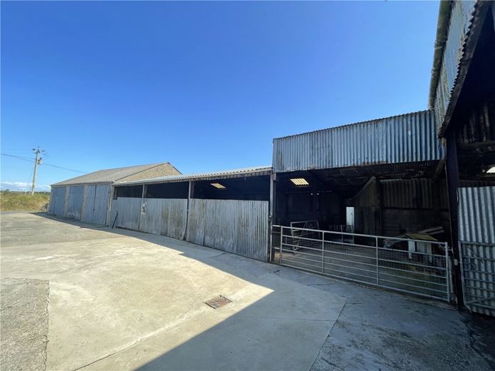 6 acres House, Tudweiliog, Pwllheli LL53 - Available