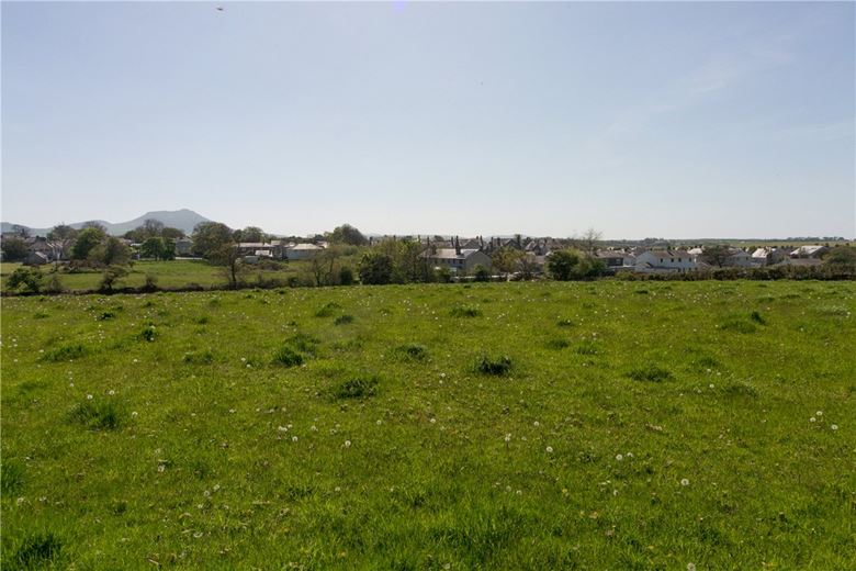 26.7 acres House, Lon Tan Y Bryn, Morfa Nefyn LL53 - Available
