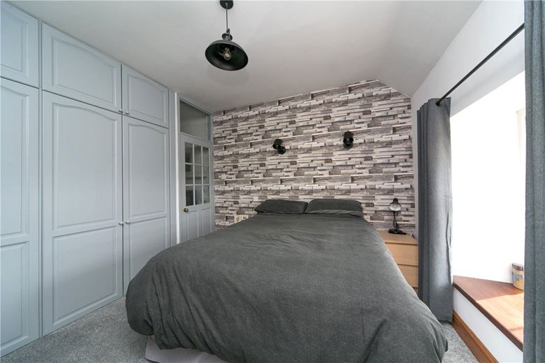  bedroom house, Sarnau, Bala LL23 - Available