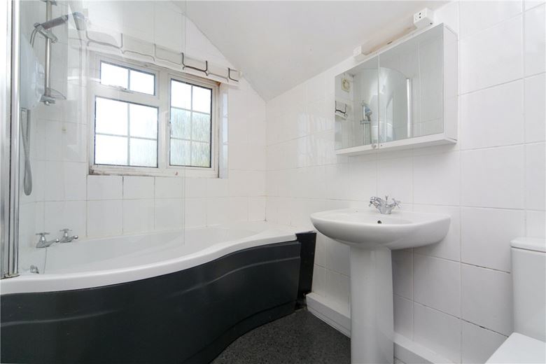 73 acres House, Llanfairtalhaiarn, Abergele LL22 - Available