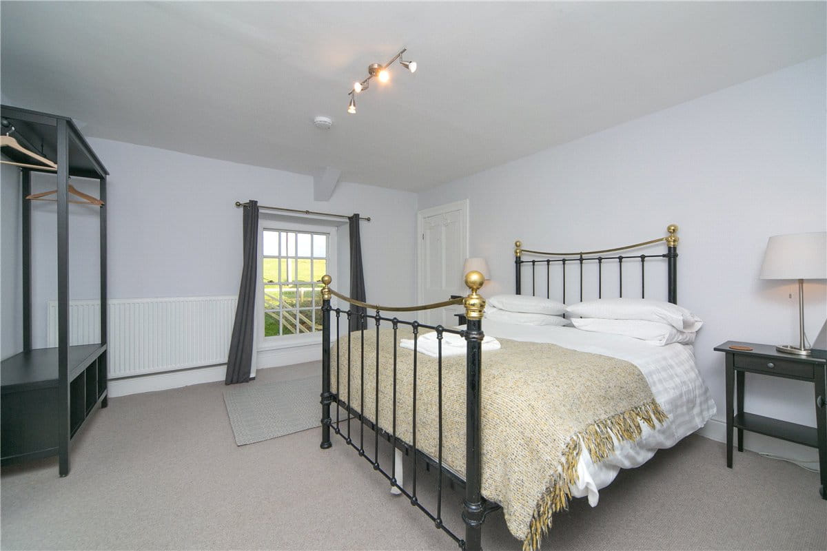  bedroom house, Ynys, Talsarnau LL47 - Available