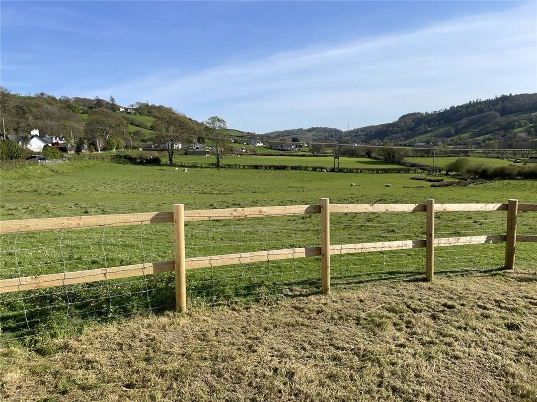 2 bedroom cottage, Eglwysbach, Colwyn Bay LL28 - Available