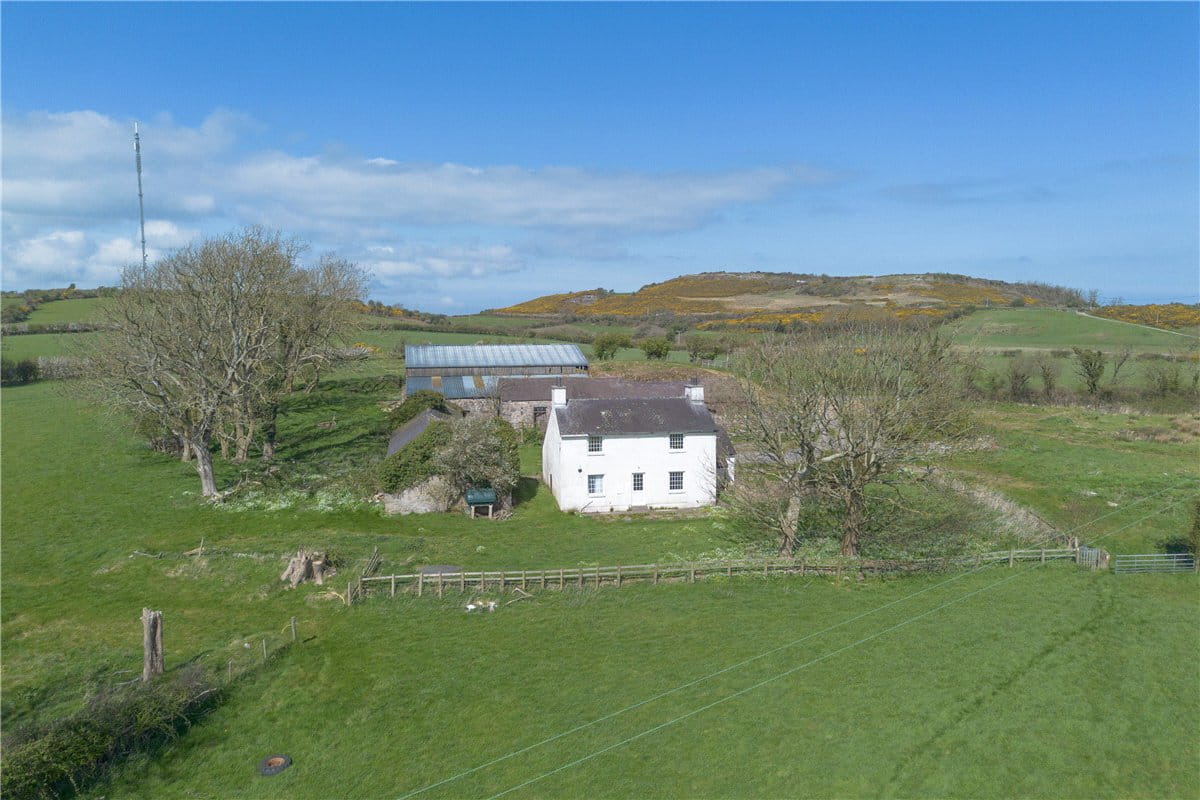 158.7 acres Farm, Llanddona, Beaumaris LL58 - Available
