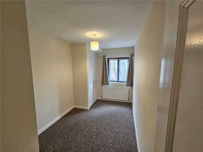 3 bedroom flat, Caxton Court, Grove Street BA2 - Let Agreed