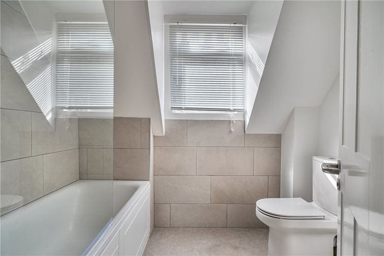 1 bedroom flat, Old Bond Street, Bath BA1 - Available