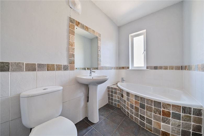 3 bedroom house, Haviland Grove, Bath BA1