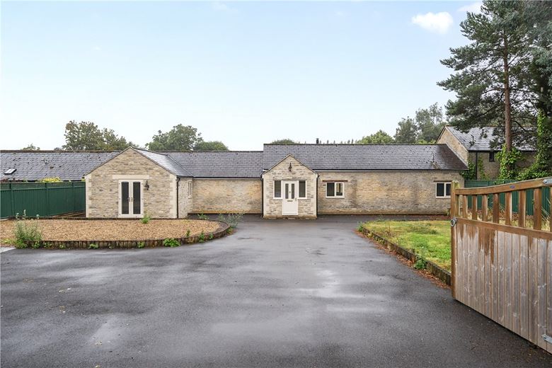3 bedroom , Ryleys Farm, Grittleton SN14 - Let Agreed