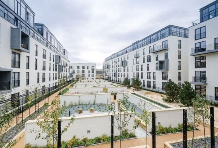 2 bedroom flat, Midland Road, Bath BA2 - Available