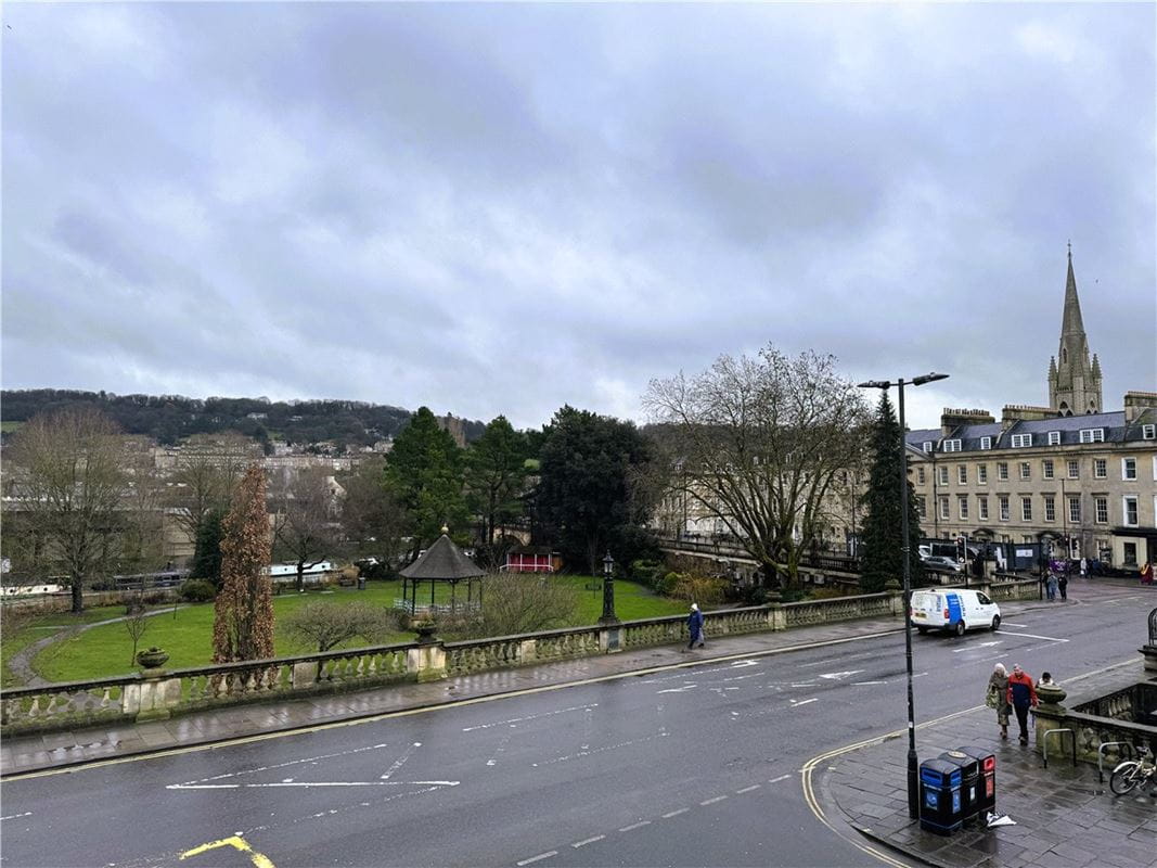 1 bedroom flat, Terrace Walk, Bath BA1 - Let Agreed