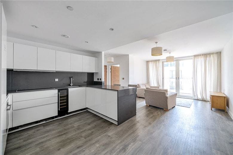 1 bedroom flat, Victoria Bridge Road, Bath BA2 - Let Agreed