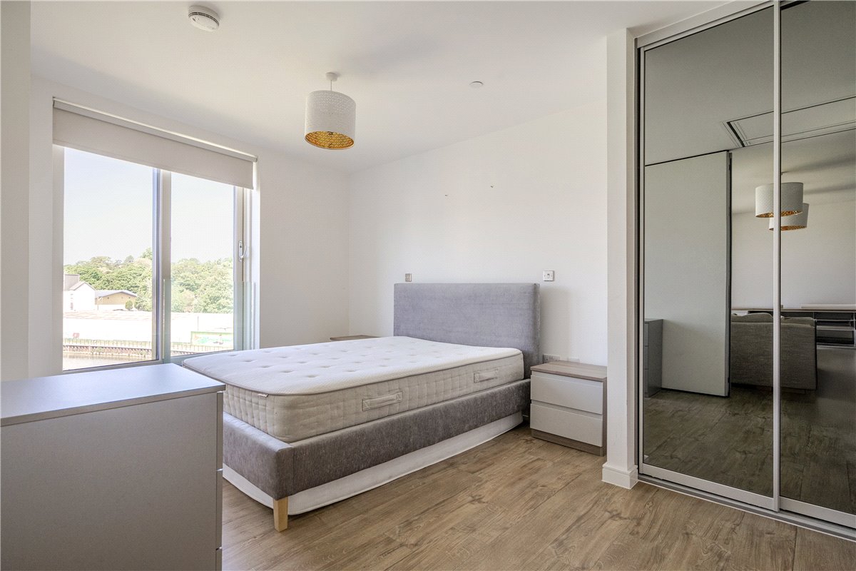 2 bedroom flat, Victoria Bridge Road, Bath BA2