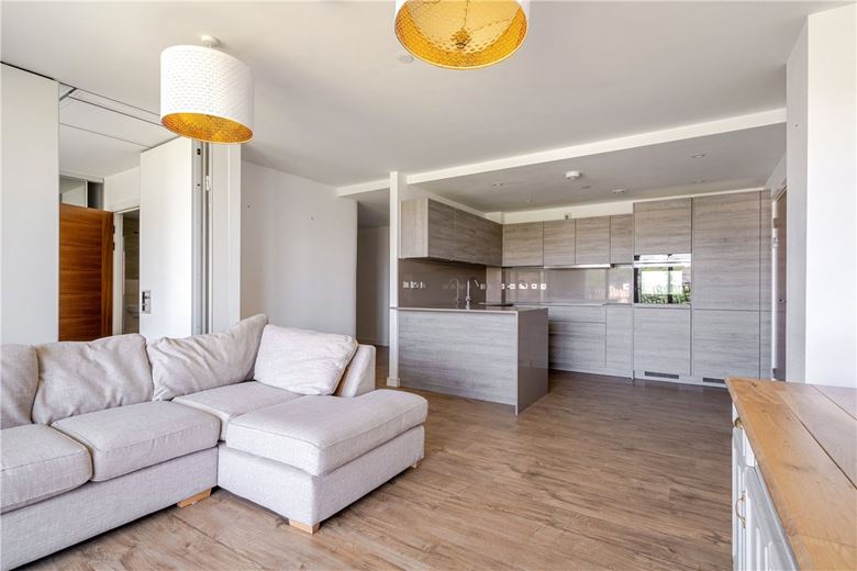 2 bedroom flat, Victoria Bridge Road, Bath BA2