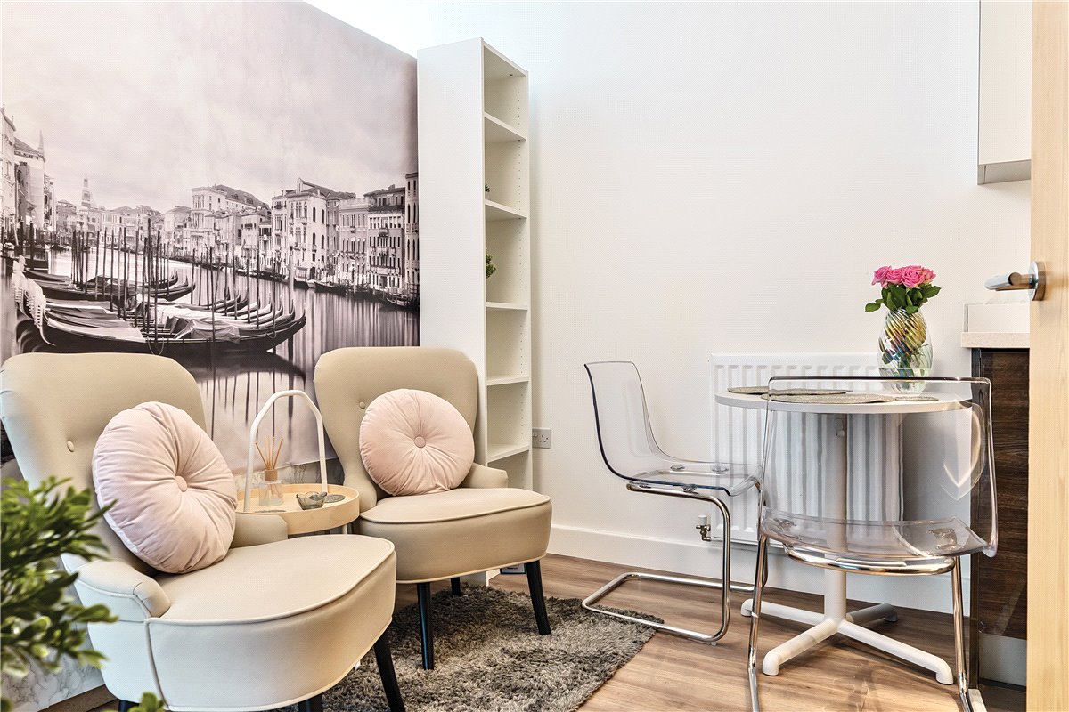 1 bedroom flat, Victoria Bridge Road, Bath BA2