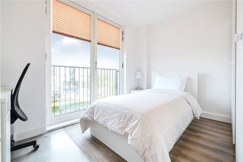 1 bedroom flat, Victoria Bridge Road, Bath BA2