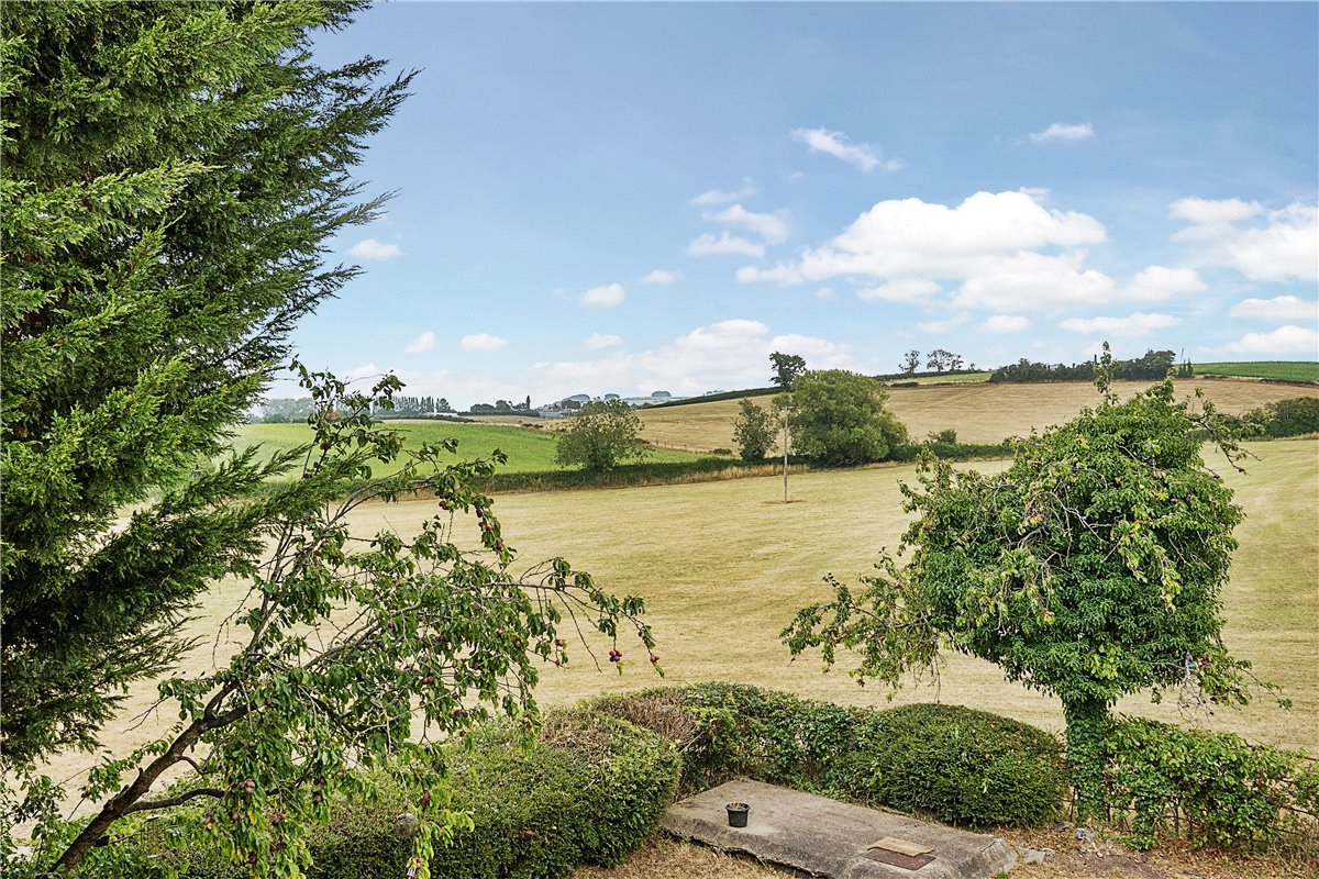 3 bedroom house, Beach, Bitton BS30 - Let Agreed