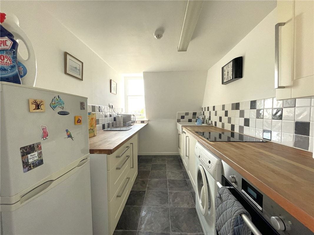 1 bedroom flat, Park View House, Brock Street BA1