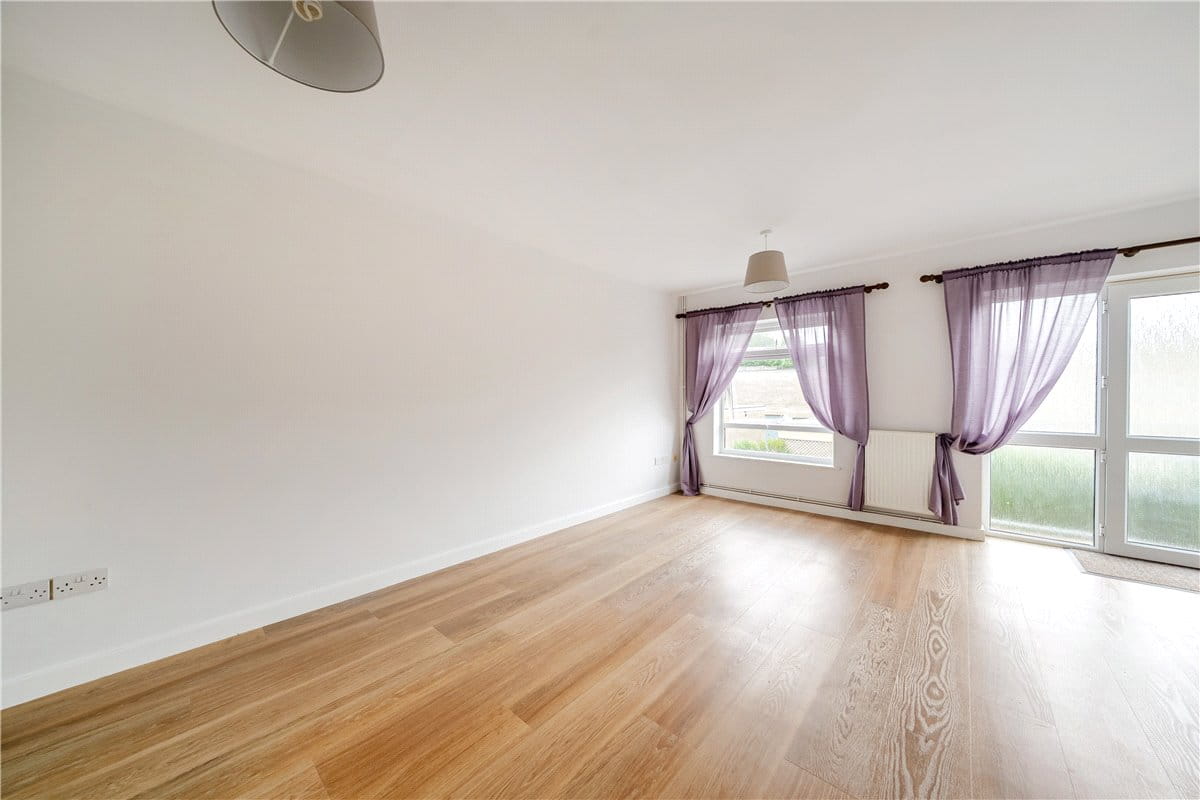 3 bedroom flat, Lansdown Road, Bath BA1 - Available