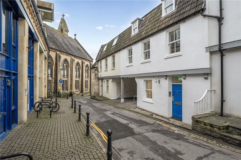 2 bedroom flat, Palace Yard Mews, Bath BA1 - Available