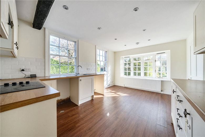 3 bedroom house, Church Lane, Stoneleigh CV8 - Sold STC