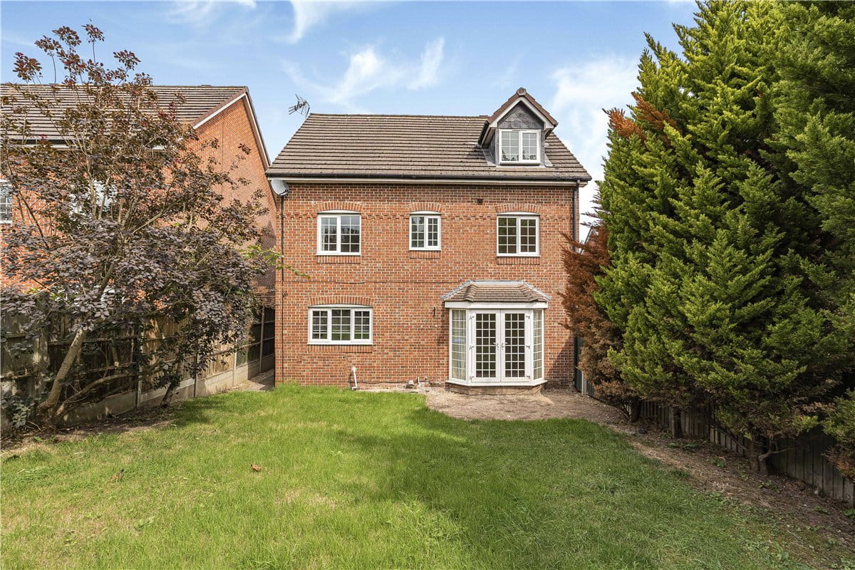 6 bedroom house, Arborfields Close, Kenilworth CV8 - Available