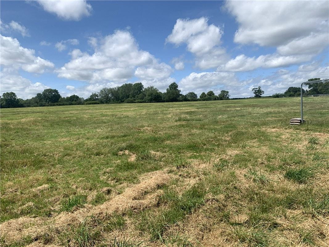  bedroom , Yarnfield Lane, Yarnfield ST15 - Available