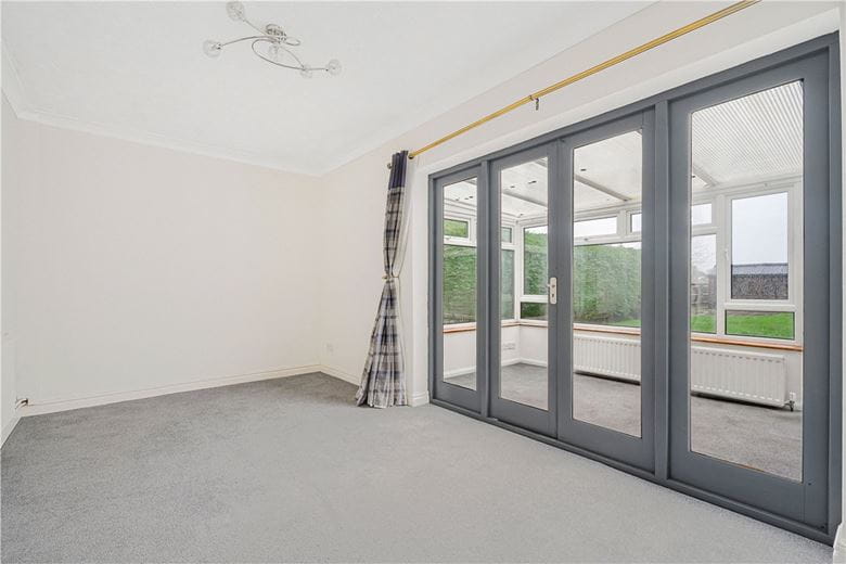 3 bedroom bungalow, Nash Lee Lane, Wendover HP22 - Available