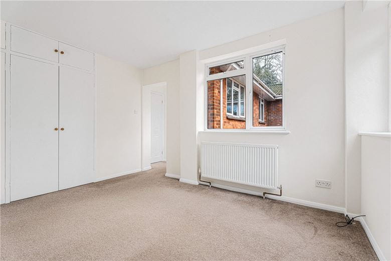 4 bedroom bungalow, South Street, Wendover HP22 - Let Agreed