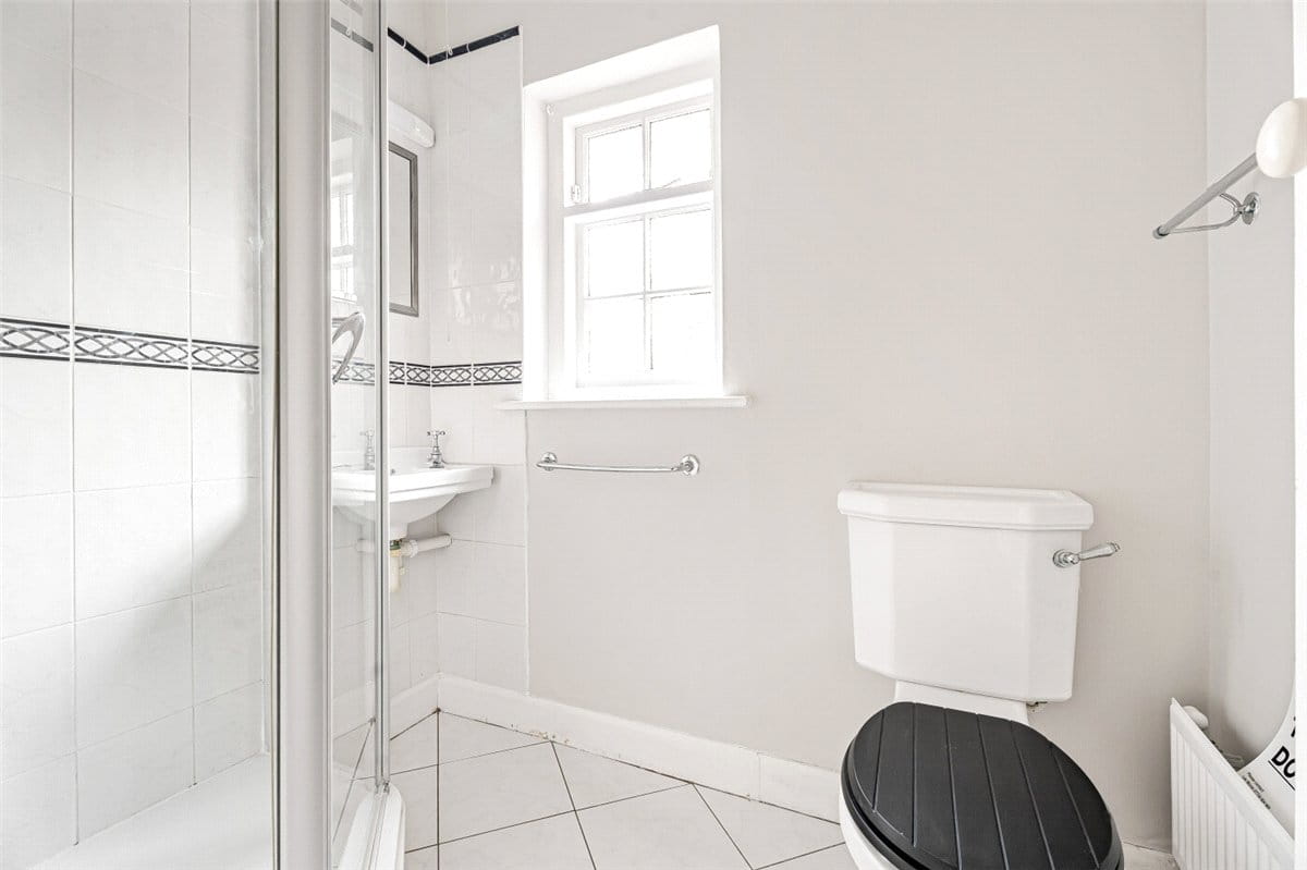 5 bedroom house, Ellesborough Road, Wendover HP22 - Available