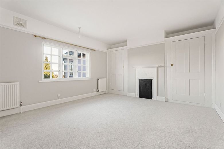 5 bedroom house, Ellesborough Road, Wendover HP22 - Available