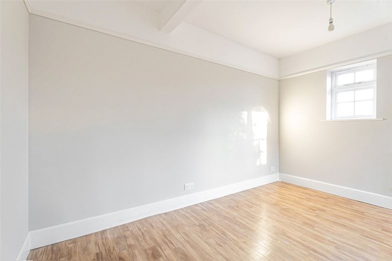 5 bedroom house, Ellesborough Road, Wendover HP22 - Available