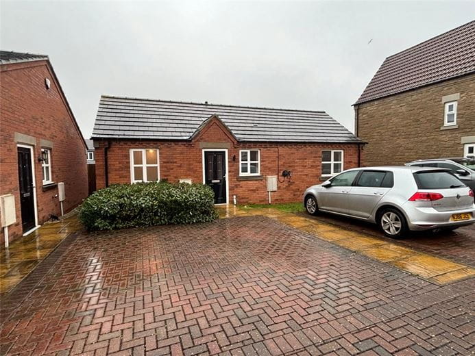 2 bedroom bungalow, Tomlinson Close, Newton DE55 - Available