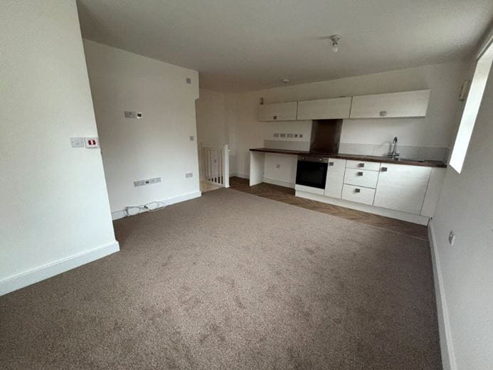 2 bedroom house, Comelybank Drive, Mexborough S64 - Available