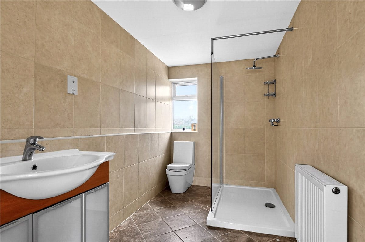 4 bedroom house, Kingsbury Road, Marston B76 - Available