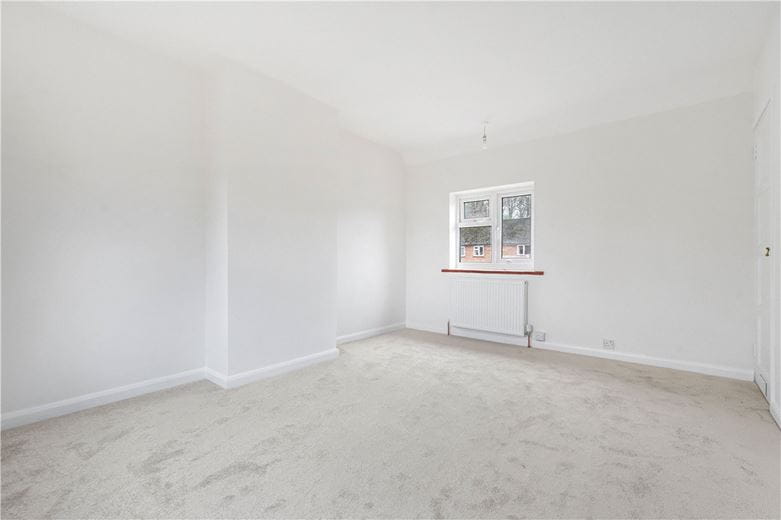 3 bedroom house, Sibleys Rise, South Heath HP16 - Available