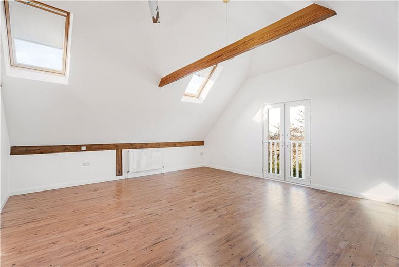 6 bedroom house, Ellesborough Road, Wendover HP22 - Available