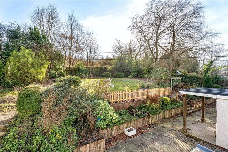 6 bedroom house, Ellesborough Road, Wendover HP22 - Available