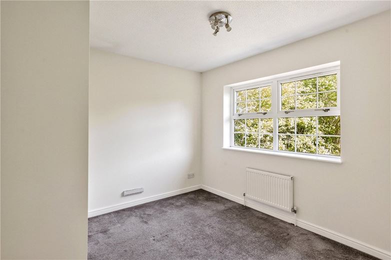 4 bedroom house, Wood Fields, Bramley S66 - Available